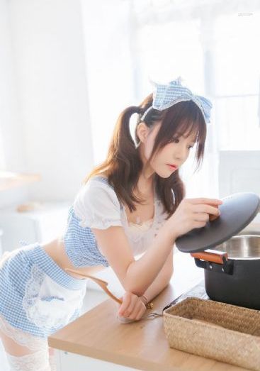 日韩美女机车车模_超清在线观看高清