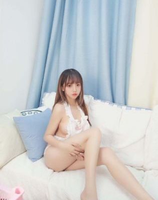 欧美唇妆特点_剧情片在线视频播放