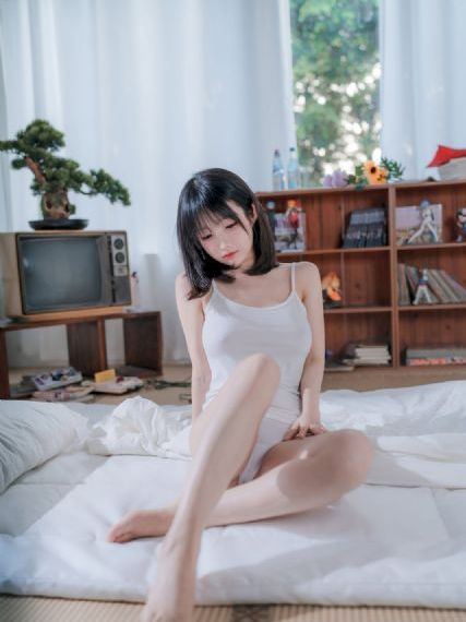 个性网空间大图欧美_DVD迅雷电影在线