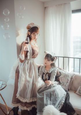 国产精品香港三级国产av_英文版字幕